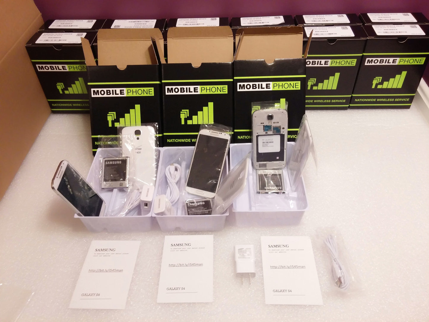 Samsung Galaxy S4 SCH-I545 16GB Verizon Manufacturer Factory Unlocked - White Grade A - worldtradesolution.com
 - 4