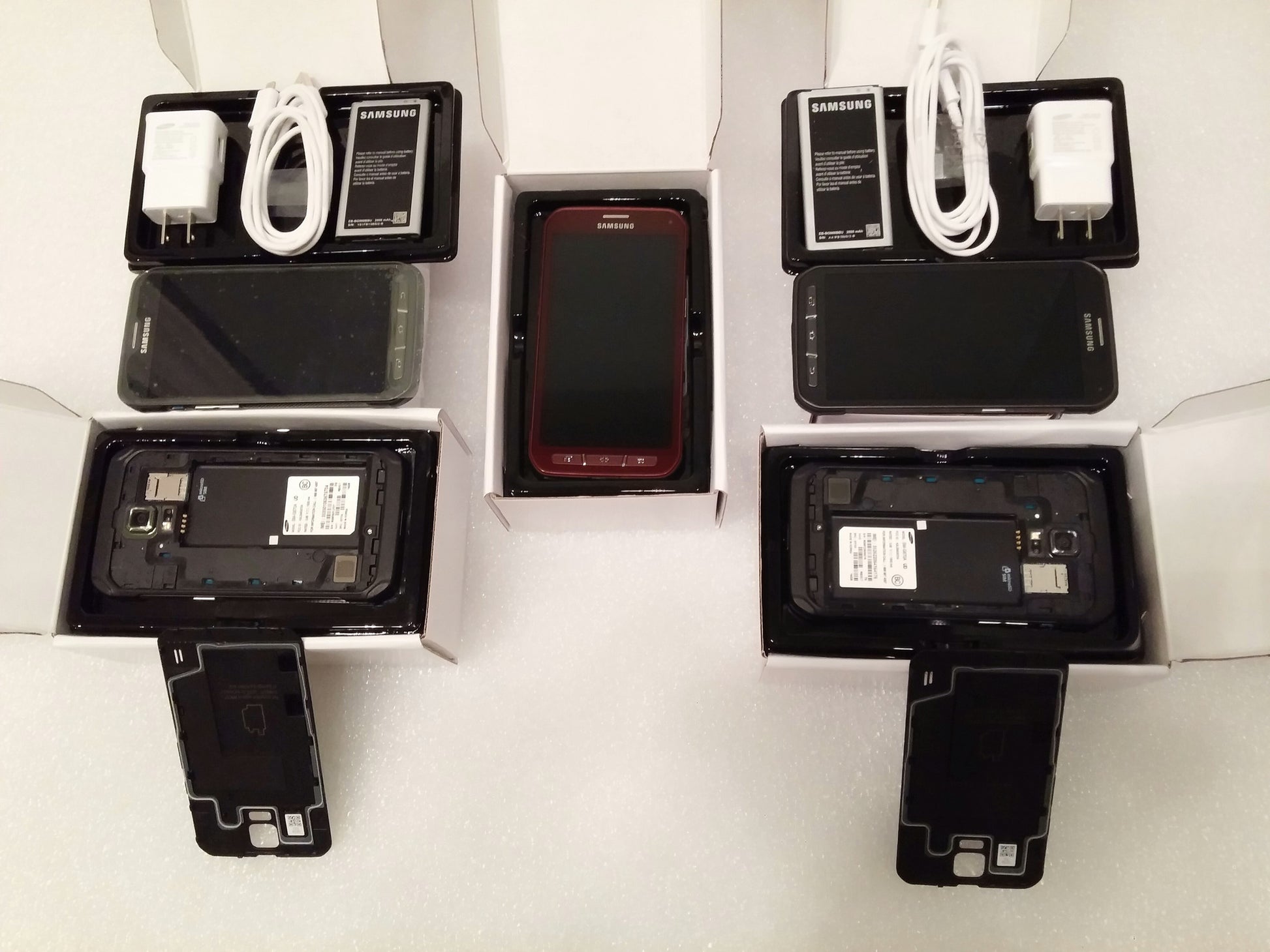 Samsung Galaxy S5 Active SM-G870A AT&T Ruby Red Manufacturer Unlocked Like New Grade A - worldtradesolution.com
 - 8