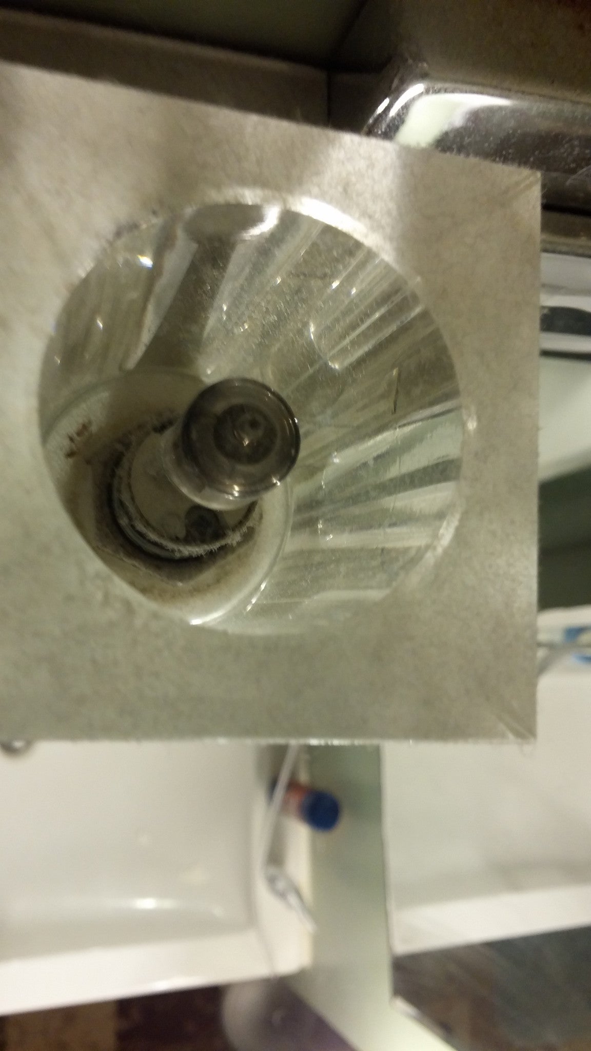 Acer Aspire AS5552-3691 AMD Athlon II P340 Dual Core 2.20Ghz 4GB 750GB Webcam Windows 7 HP - worldtradesolution.com
 - 11