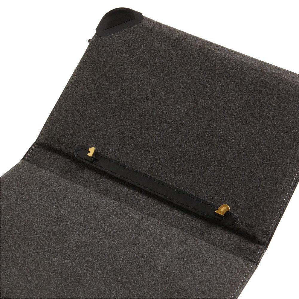 Amazon Kindle Lighted Leather Cover, Black (Fits Kindle Keyboard) - Grade B - worldtradesolution.com
 - 4